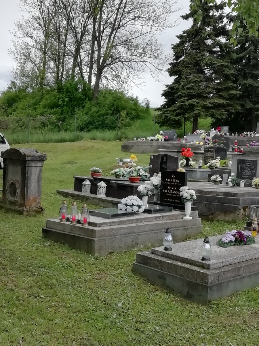 Kosba a hrabanie cintorín Rakytovce